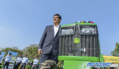 John Deere India Launches 4WD Tractor for high value crop