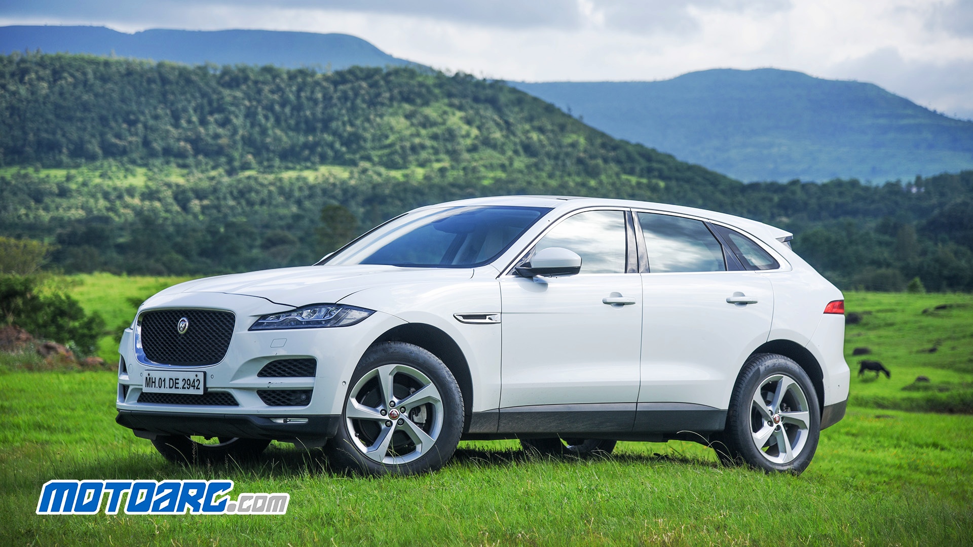 Jaguar F-Pace 25T Review : Segment leader? Almost