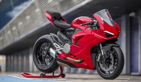 Ducati Panigale V2 launched in India at Rs 16.99 lakh