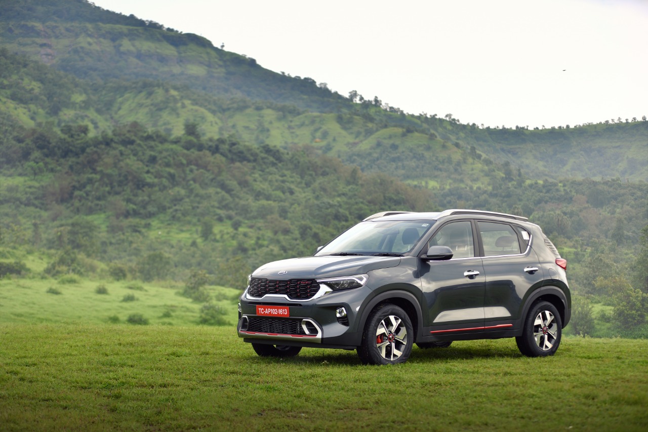 Kia Sonet receives 50,000 bookings in two months