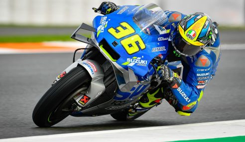Magical Mir wins, Quartararo crashes