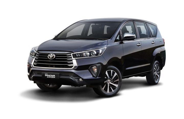 Toyota Innova Crysta facelift launched at Rs 16.26 lakh
