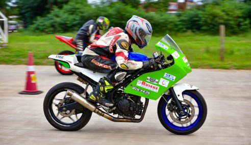 Over 100 entries for National 2W Drag Championship