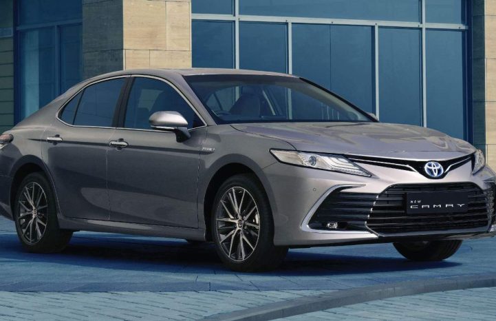 Toyota Camry unveiled globally – Top highlights