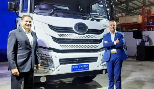 Blue Energy Motors launches India’s first LNG Heavy Duty Truck