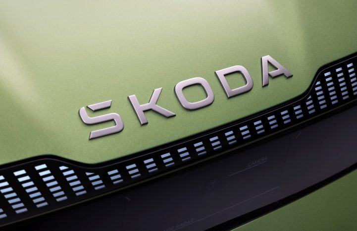 ŠKODA AUTO unveils new brand identity and accelerates e‑campaign