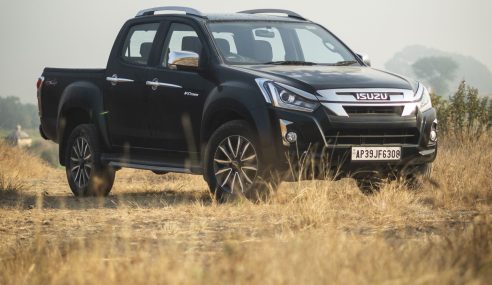 Isuzu D-Max V-Cross Z 1.9 BS6 Review : Larger than Life