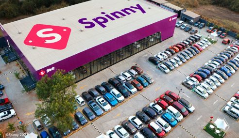 Sindhu marks her presence as Spinny launches one-of-its-kind experiential hub, Spinny Park in Pune