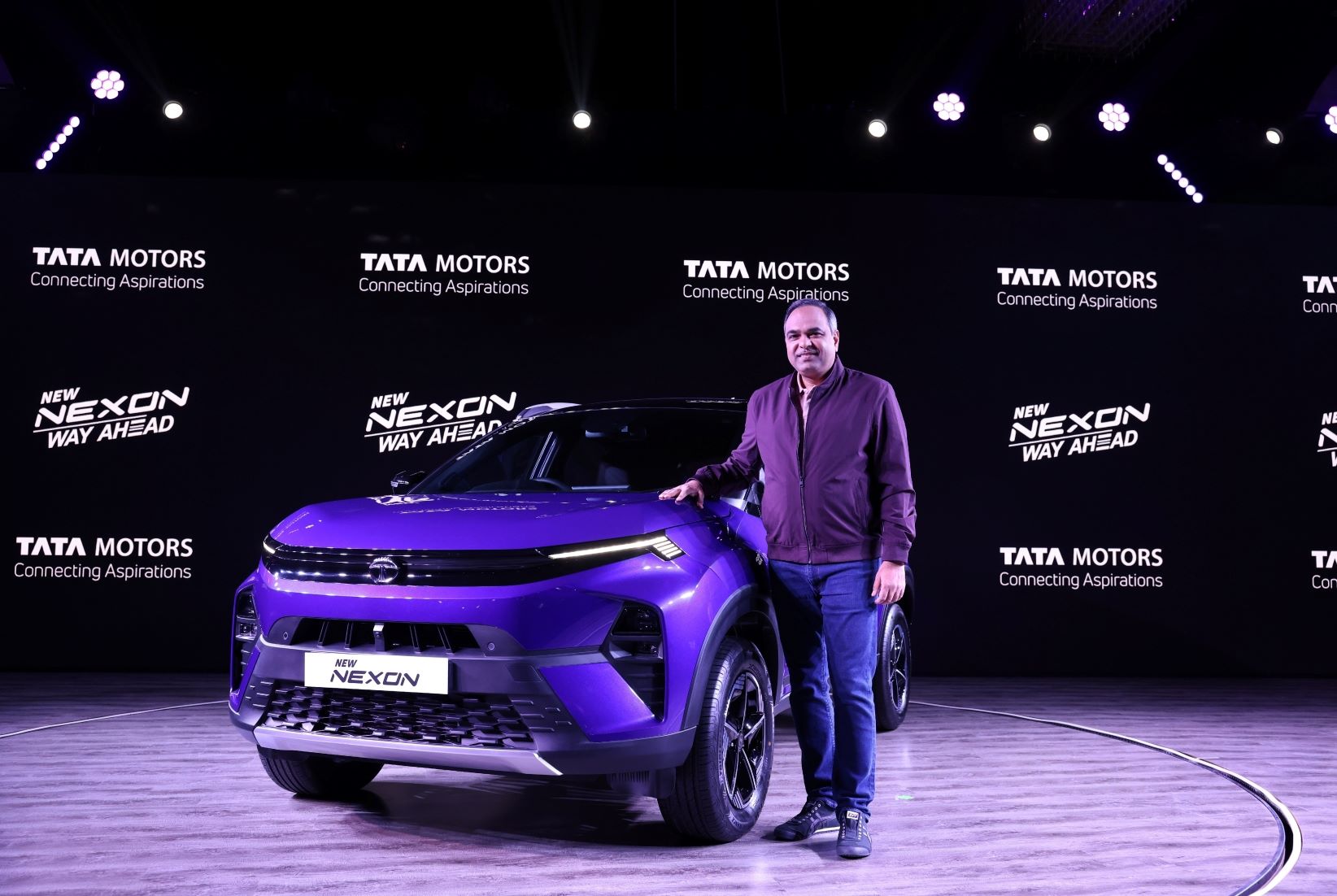 2023 Tata Nexon facelift launched at INR 8.09 Lakhs
