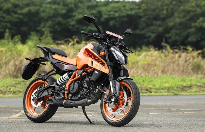 KTM, Husqvarna motorcycles available with 5 year warranty