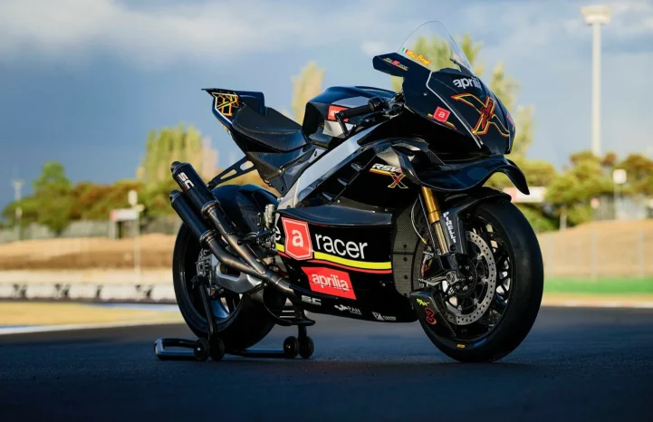 Aprilia launched RSV4 ex3ma with Moto GP Technology .
