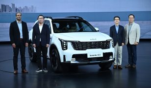 Global Icon Kia Sorento Premieres in India at INR 27.99 Lakh